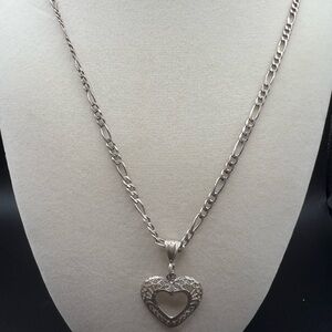 Signed Karizia SpA Italian jewelry Vintage Heart necklace